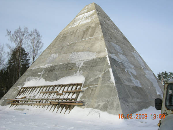 piramide russa 18